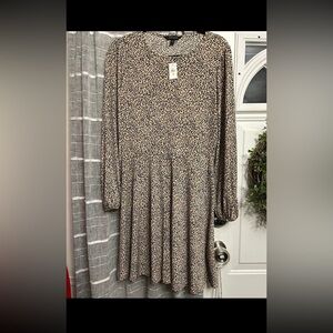 Banana Republic Animal Print Long Sleeve Dress
